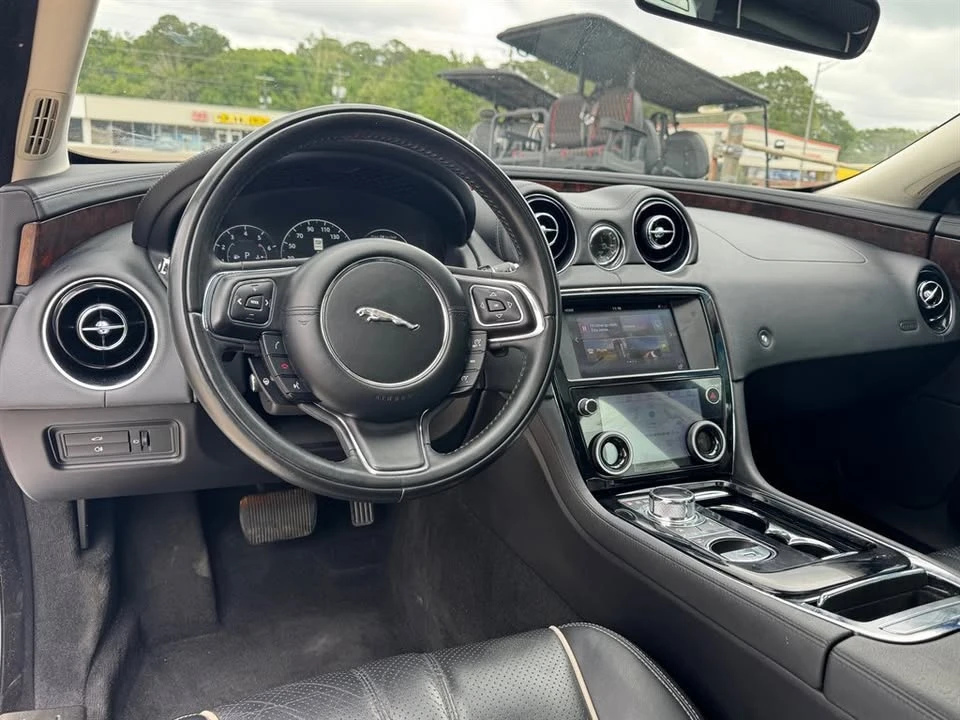 2017 Jaguar X351 XJR - Image 10 of 13