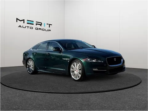 2017 Jaguar XJ