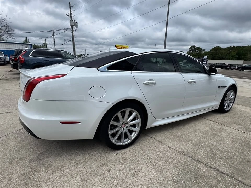 2017 Jaguar X351 XJR - Image 5 of 13