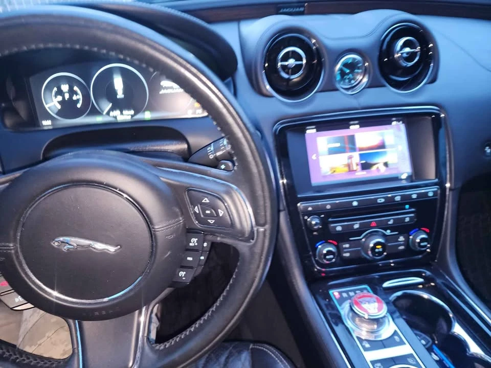 2017 Jaguar X351 XJ - Image 12 of 13