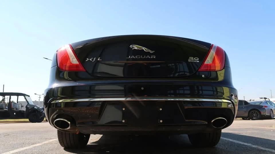 2017 Jaguar X351 XJ - Image 10 of 20