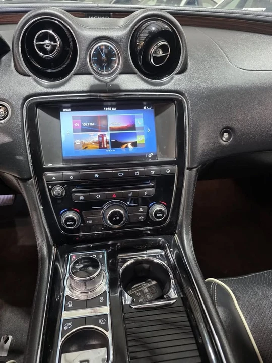 2017 Jaguar X351 XJ - Image 19 of 20