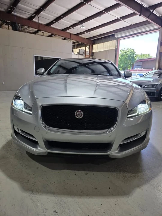 2017 Jaguar X351 XJ - Image 2 of 20