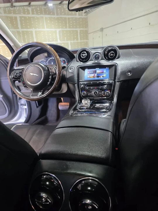 2017 Jaguar X351 XJ - Image 13 of 20