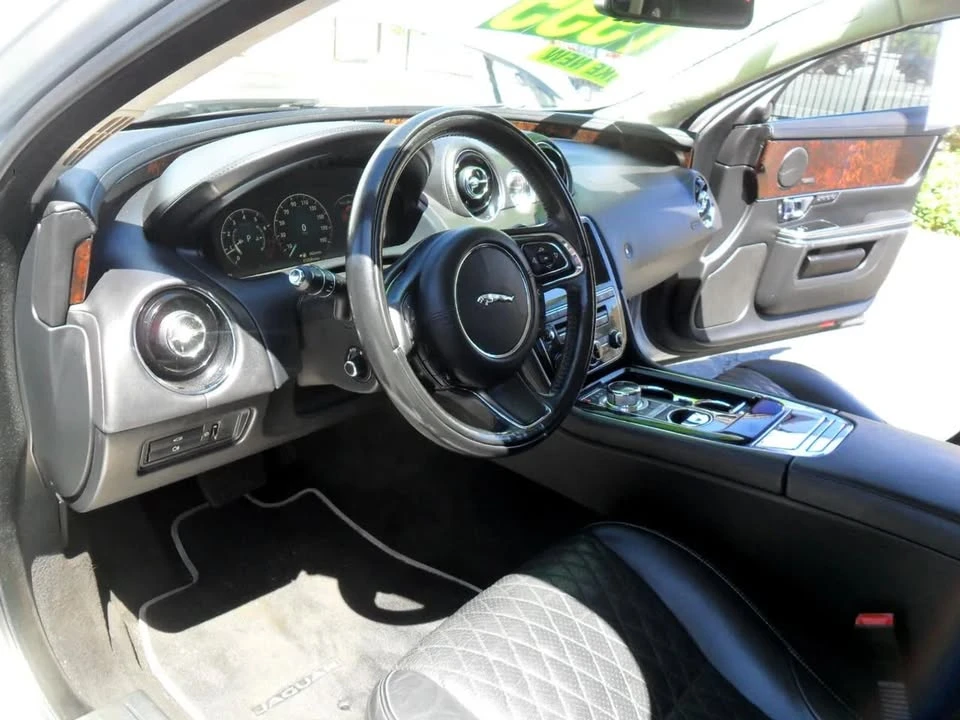 2017 Jaguar X351 XJ - Image 9 of 20