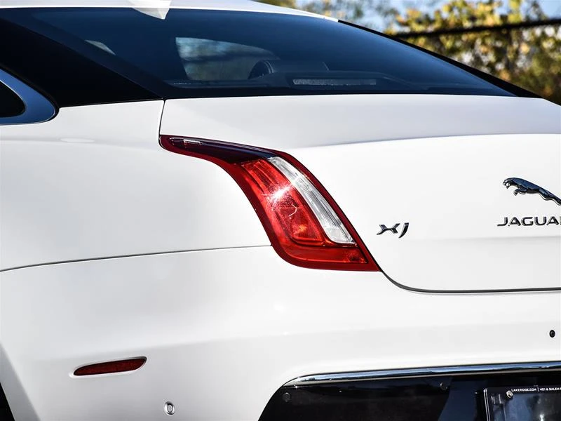 2017 Jaguar X351 XJ - Image 7 of 10