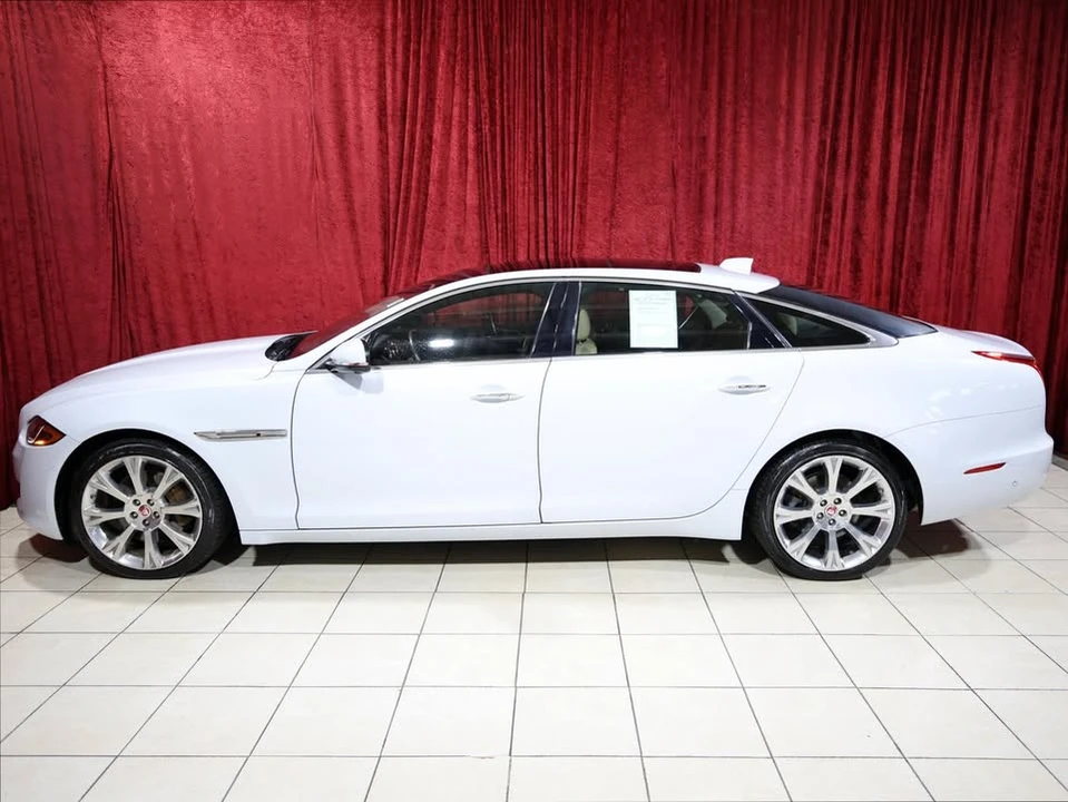 2017 Jaguar X351 XJ - Image 2 of 18