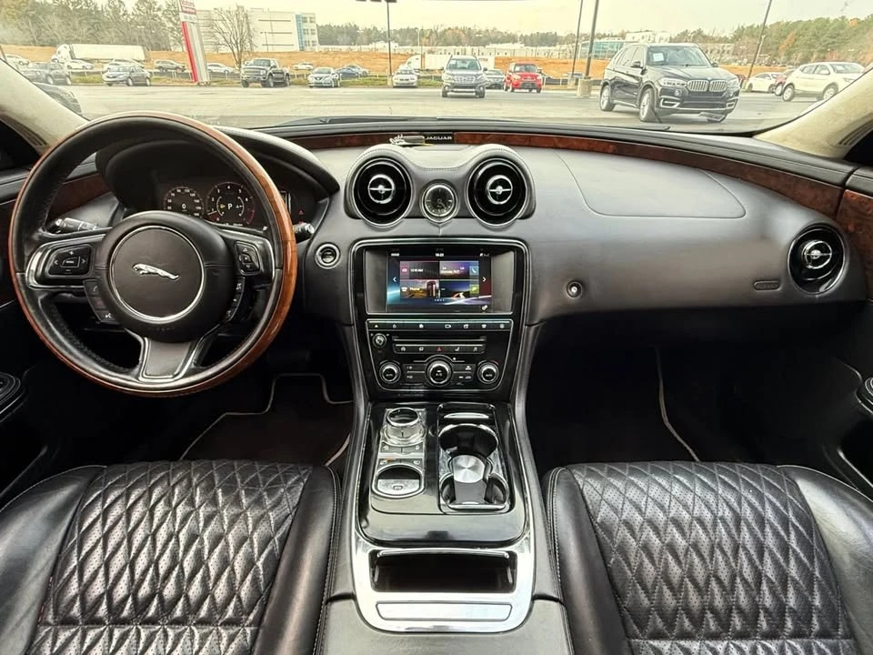 2017 Jaguar X351 XJ - Image 2 of 3