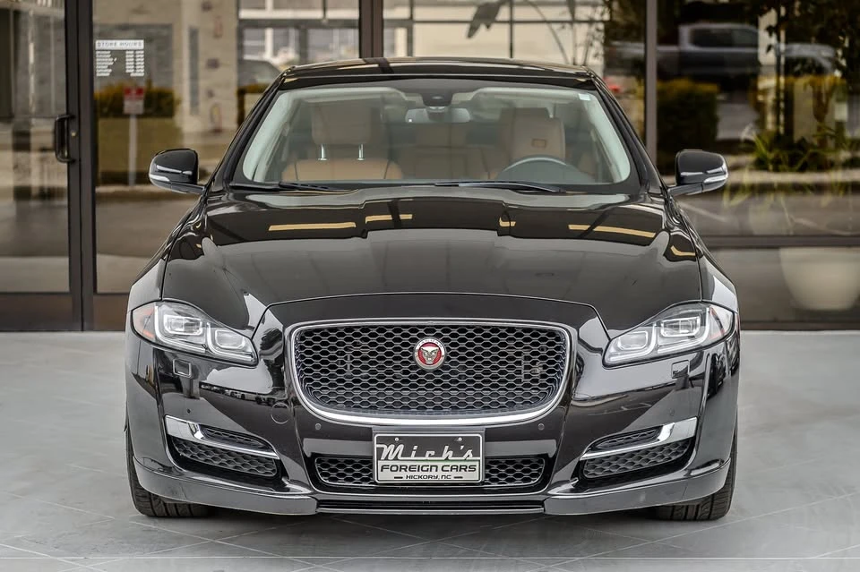 2017 Jaguar X351 XJ - Image 3 of 20