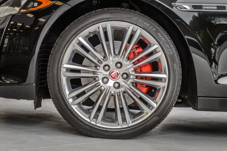 2017 Jaguar X351 XJ - Image 5 of 20