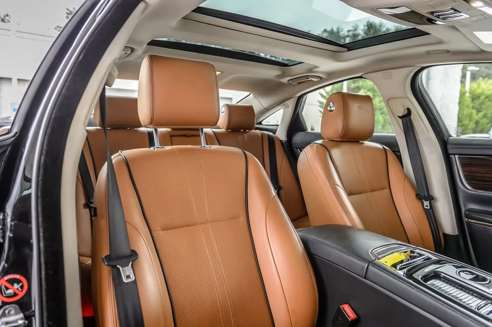 2017 Jaguar X351 XJ - Image 13 of 20