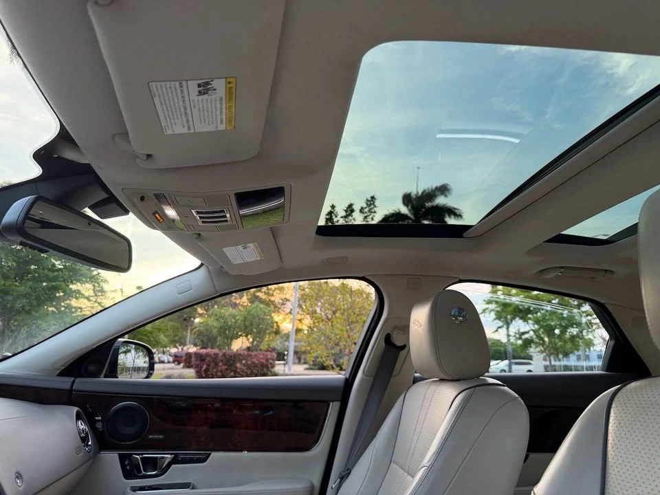 2017 Jaguar X351 XJ - Image 17 of 20