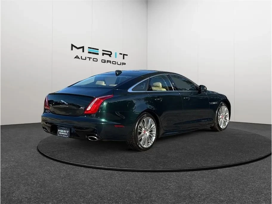 2017 Jaguar X351 XJ - Image 9 of 20
