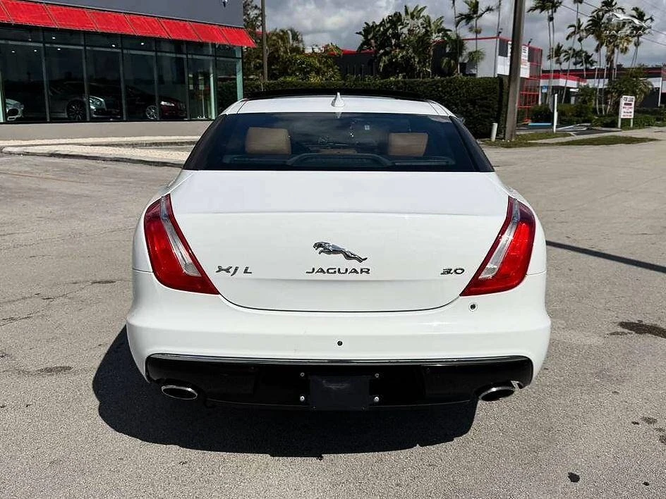 2017 Jaguar X351 XJ - Image 7 of 20