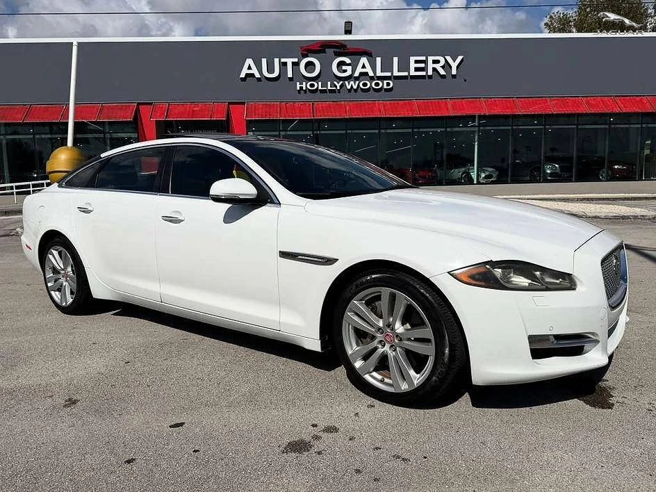 2017 Jaguar X351 XJ - Image 6 of 20