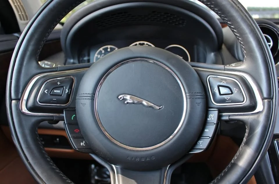 2017 Jaguar X351 XJ - Image 19 of 20