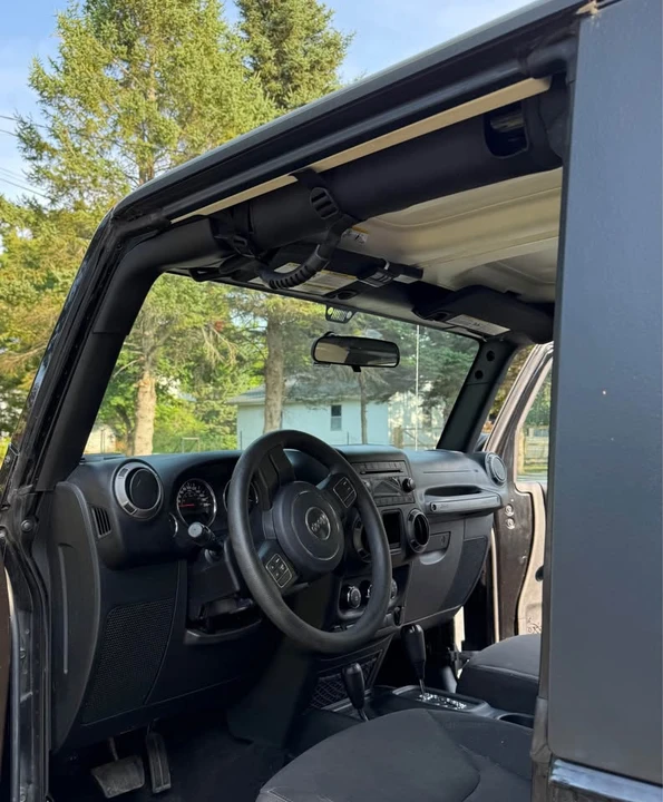 2017 Jeep JK Wrangler - Image 5 of 7