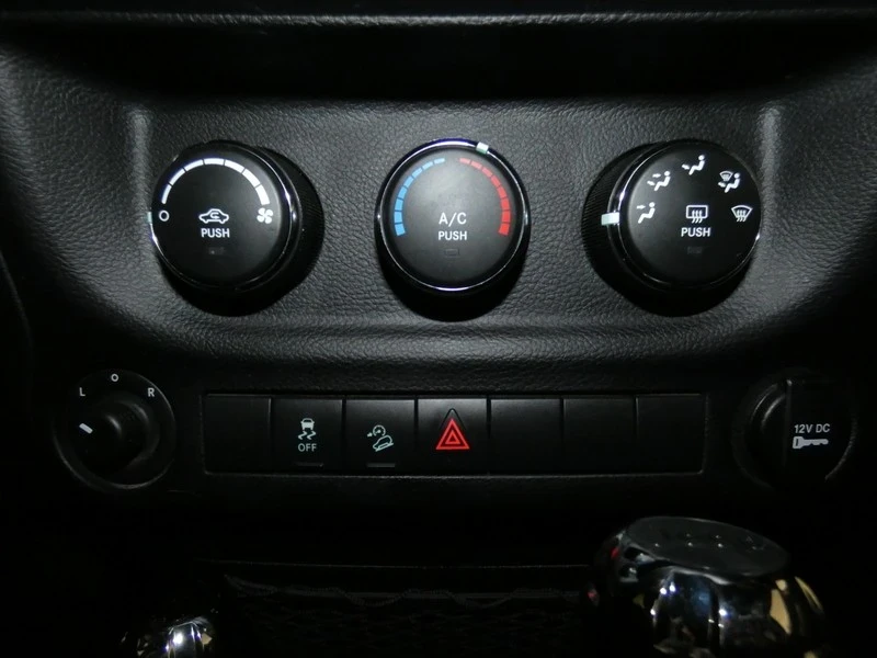 2017 Jeep JK Wrangler - Image 16 of 21