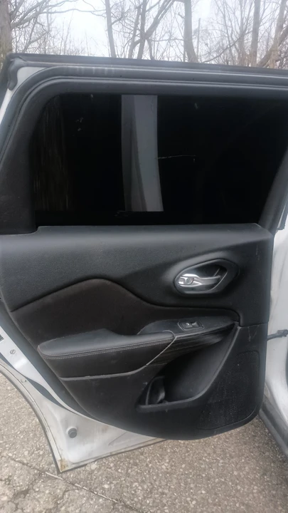 2017 Jeep KL Cherokee - Image 13 of 15
