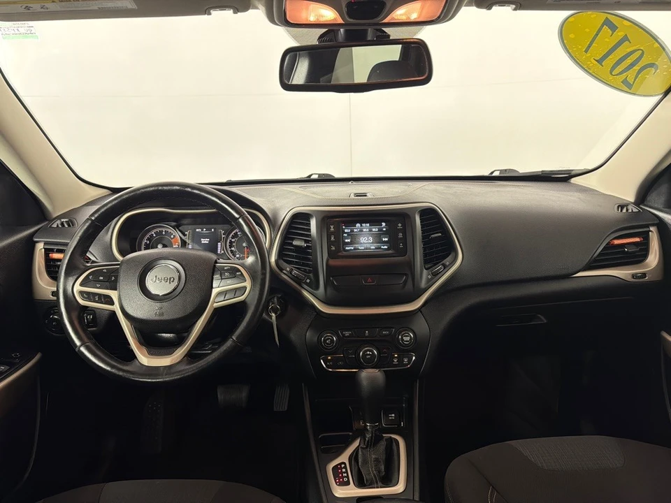 2017 Jeep KL Cherokee - Image 25 of 26