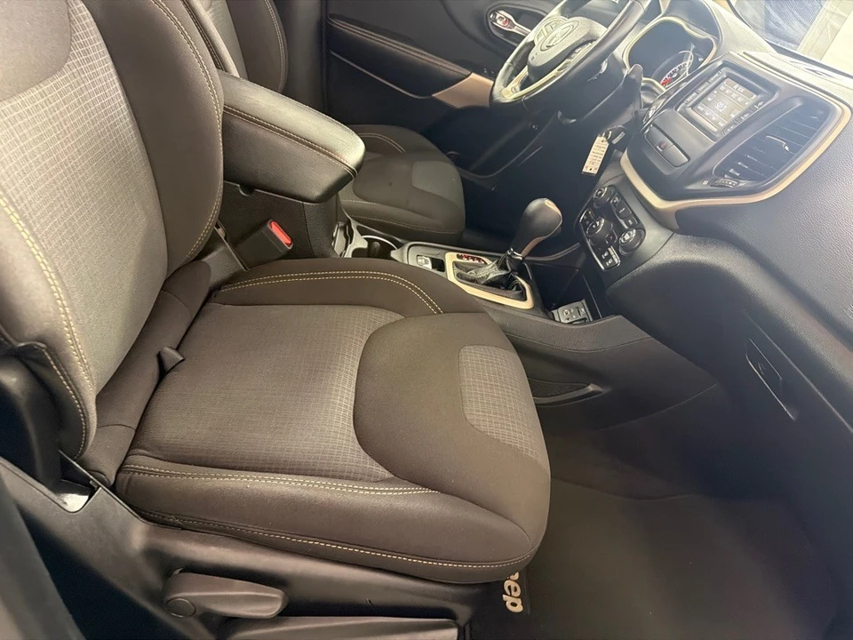 2017 Jeep KL Cherokee - Image 23 of 26