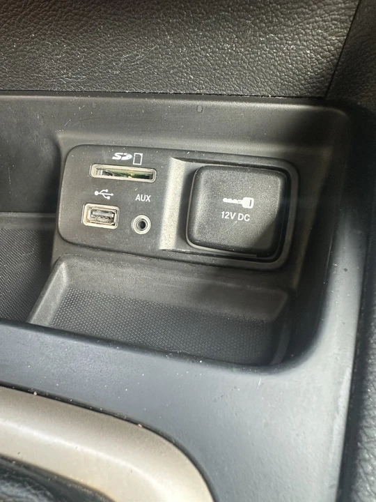 2017 Jeep KL Cherokee - Image 14 of 22