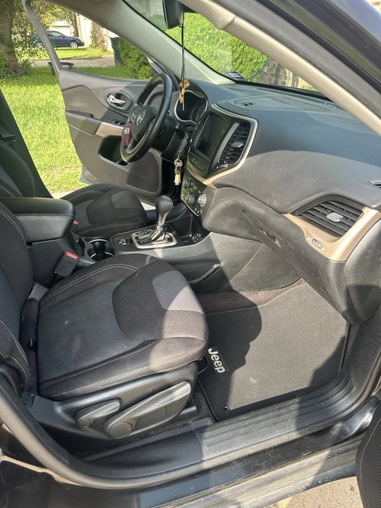 2017 Jeep KL Cherokee - Image 16 of 22