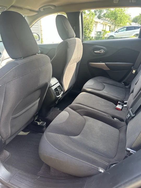 2017 Jeep KL Cherokee - Image 17 of 22