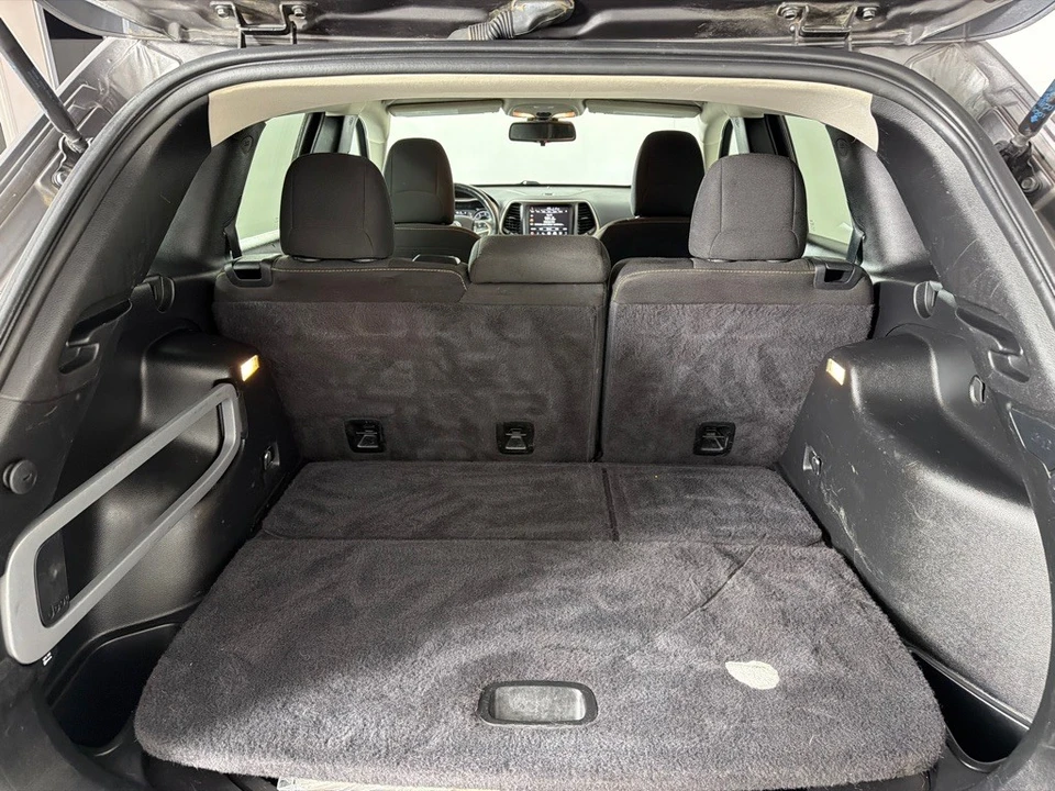 2017 Jeep KL Cherokee - Image 20 of 26