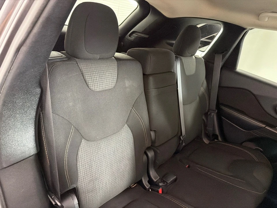 2017 Jeep KL Cherokee - Image 22 of 26