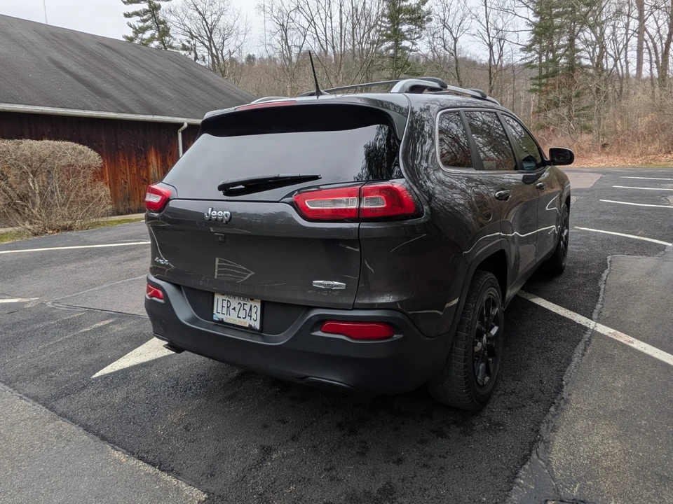 2017 Jeep KL Cherokee - Image 3 of 12