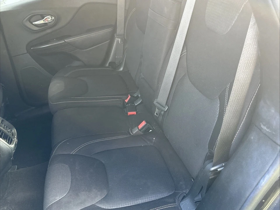2017 Jeep KL Cherokee - Image 10 of 22