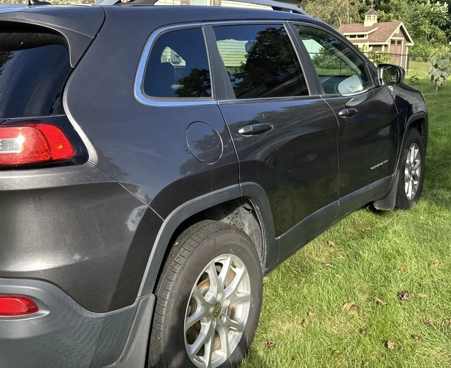 2017 Jeep KL Cherokee - Image 13 of 22