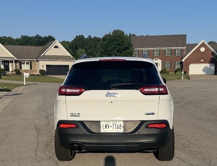 2017 Jeep KL Cherokee - Image 4 of 12