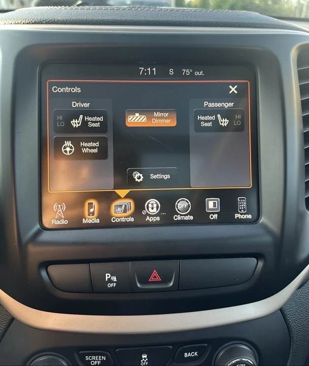 2017 Jeep KL Cherokee - Image 10 of 12