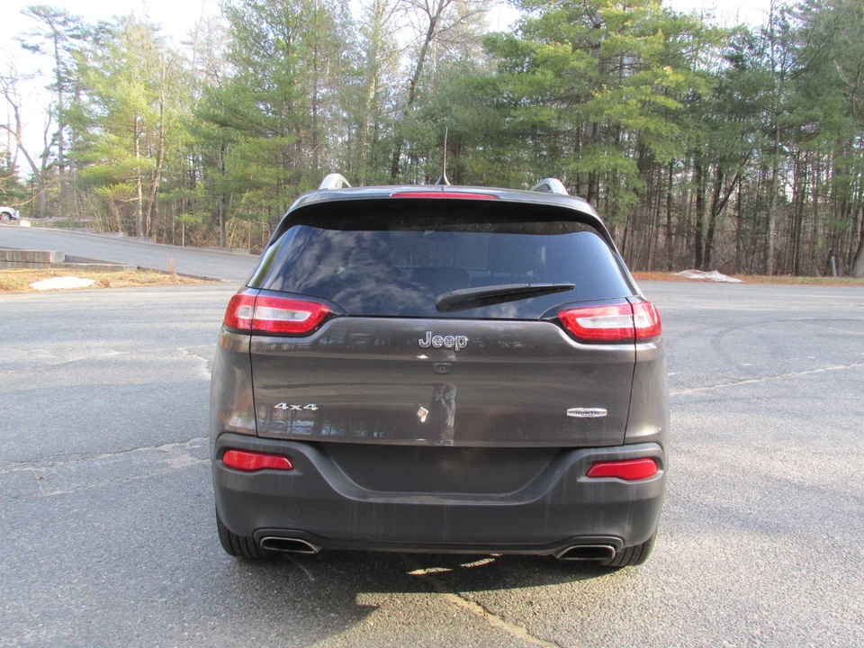 2017 Jeep KL Cherokee - Image 4 of 21