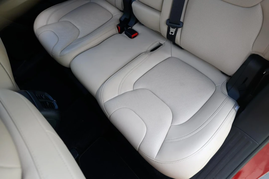 2017 Jeep KL Cherokee - Image 10 of 31