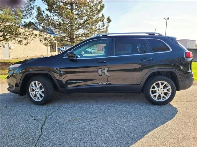 2017 Jeep KL Cherokee - Image 2 of 12