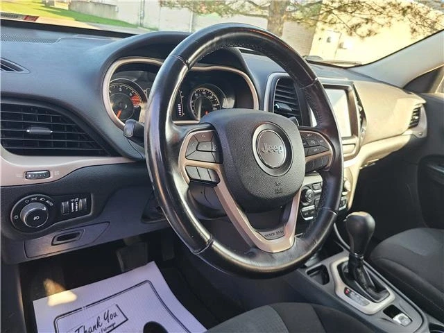 2017 Jeep KL Cherokee - Image 9 of 12