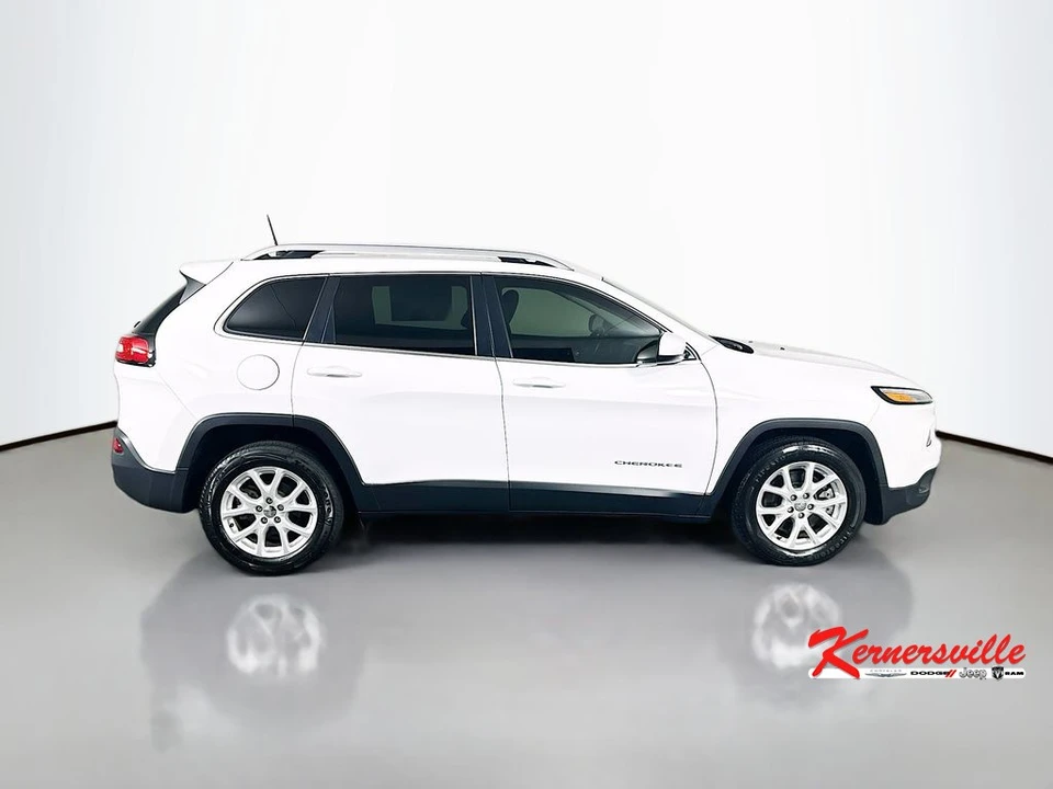 2017 Jeep KL Cherokee - Image 8 of 21