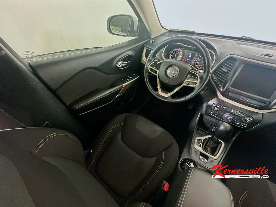 2017 Jeep KL Cherokee - Image 9 of 21