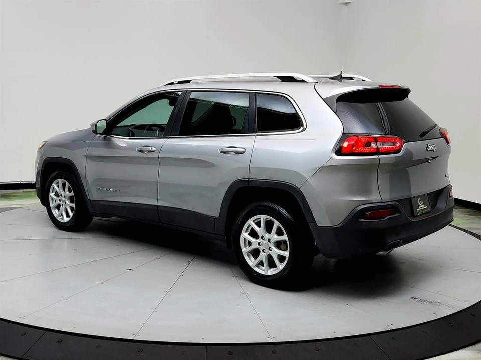 2017 Jeep KL Cherokee - Image 7 of 12