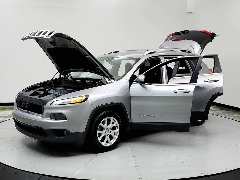 2017 Jeep KL Cherokee - Image 9 of 12