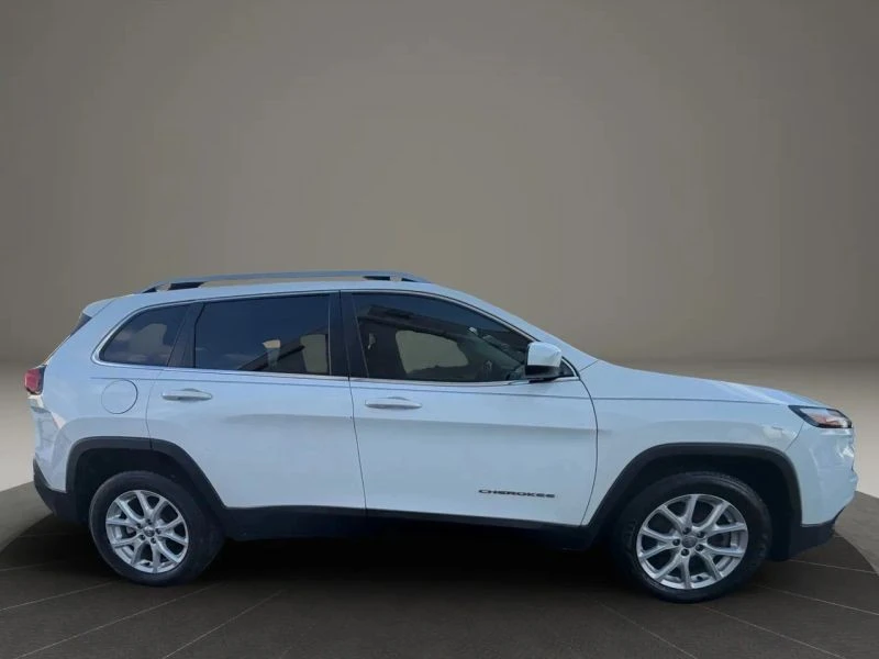 2017 Jeep KL Cherokee - Image 4 of 12