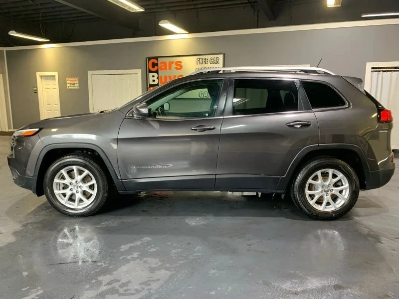 2017 Jeep KL Cherokee - Image 3 of 12