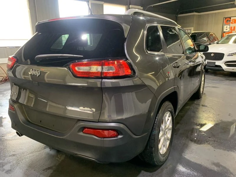 2017 Jeep KL Cherokee - Image 6 of 12