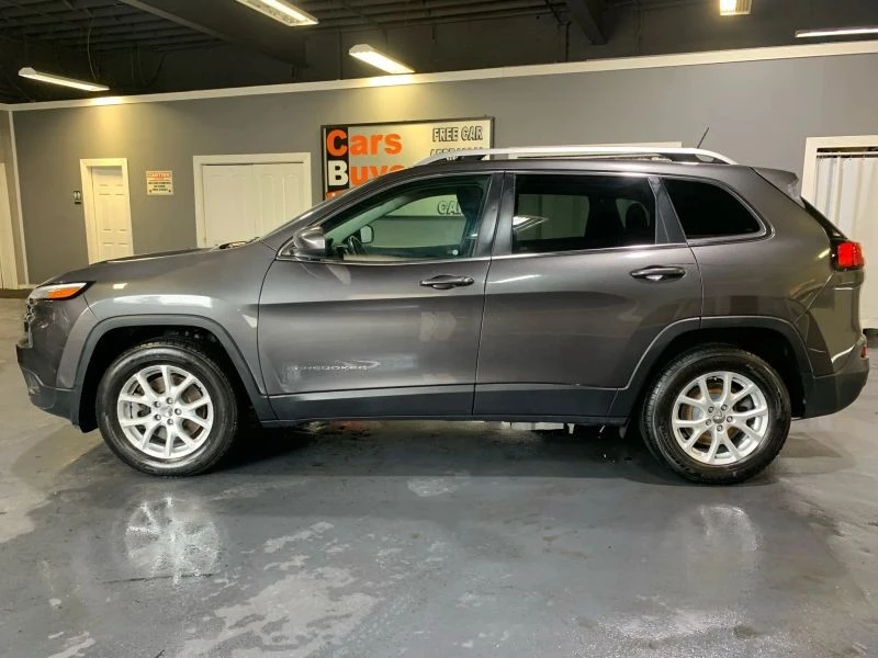 2017 Jeep KL Cherokee - Image 3 of 12