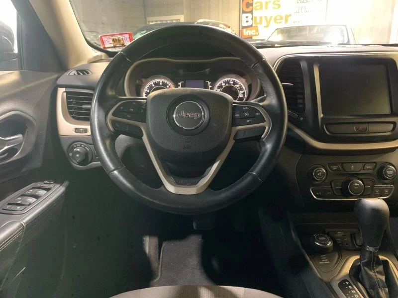2017 Jeep KL Cherokee - Image 11 of 12