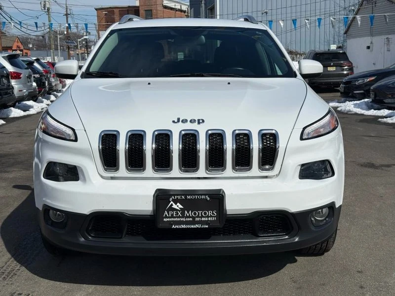2017 Jeep KL Cherokee - Image 2 of 12