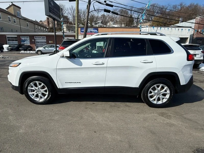 2017 Jeep KL Cherokee - Image 4 of 12